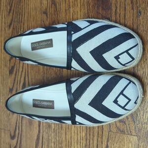 Dolce& Gabbana slip ons